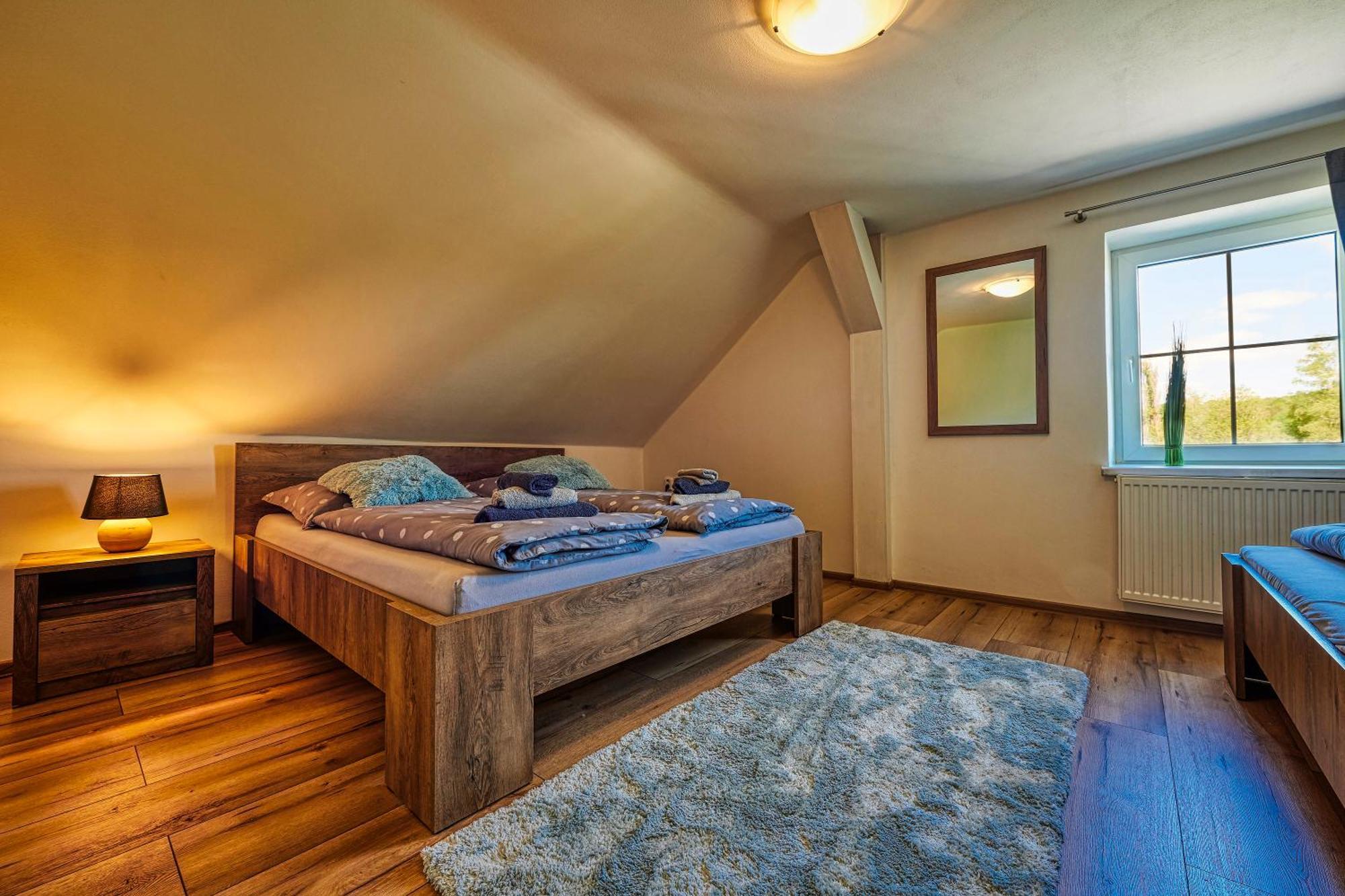 Na Rozcesti Frydlant Hotel Екстериор снимка