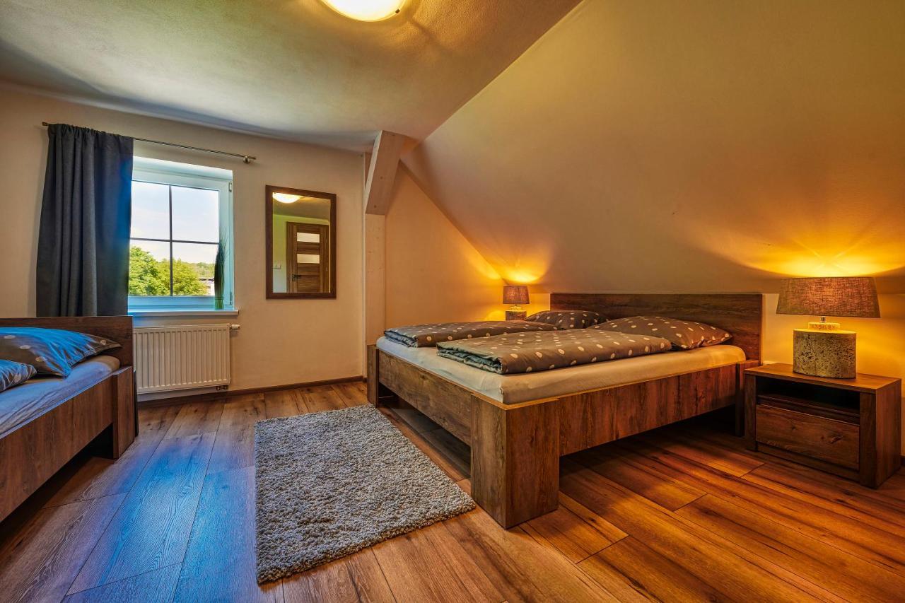 Na Rozcesti Frydlant Hotel Екстериор снимка