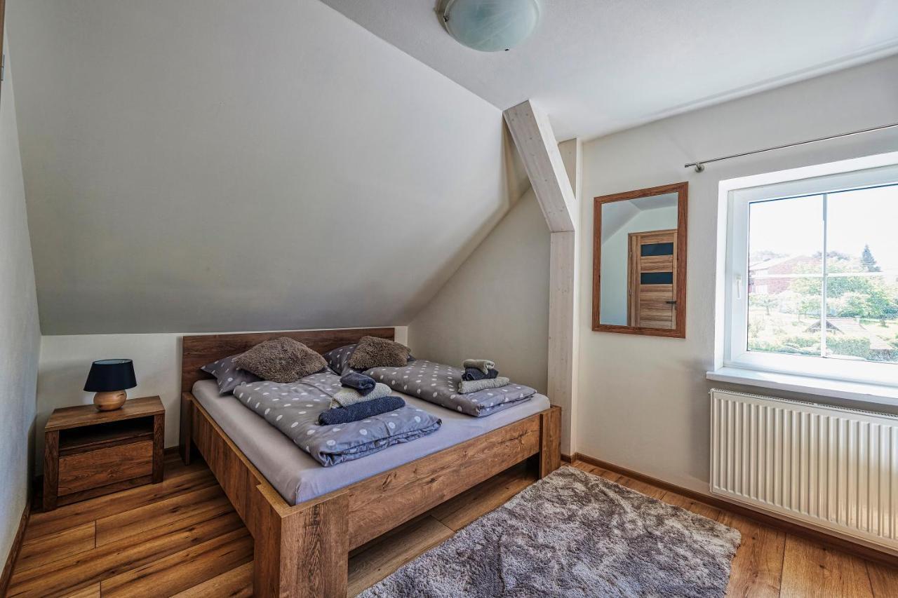 Na Rozcesti Frydlant Hotel Екстериор снимка